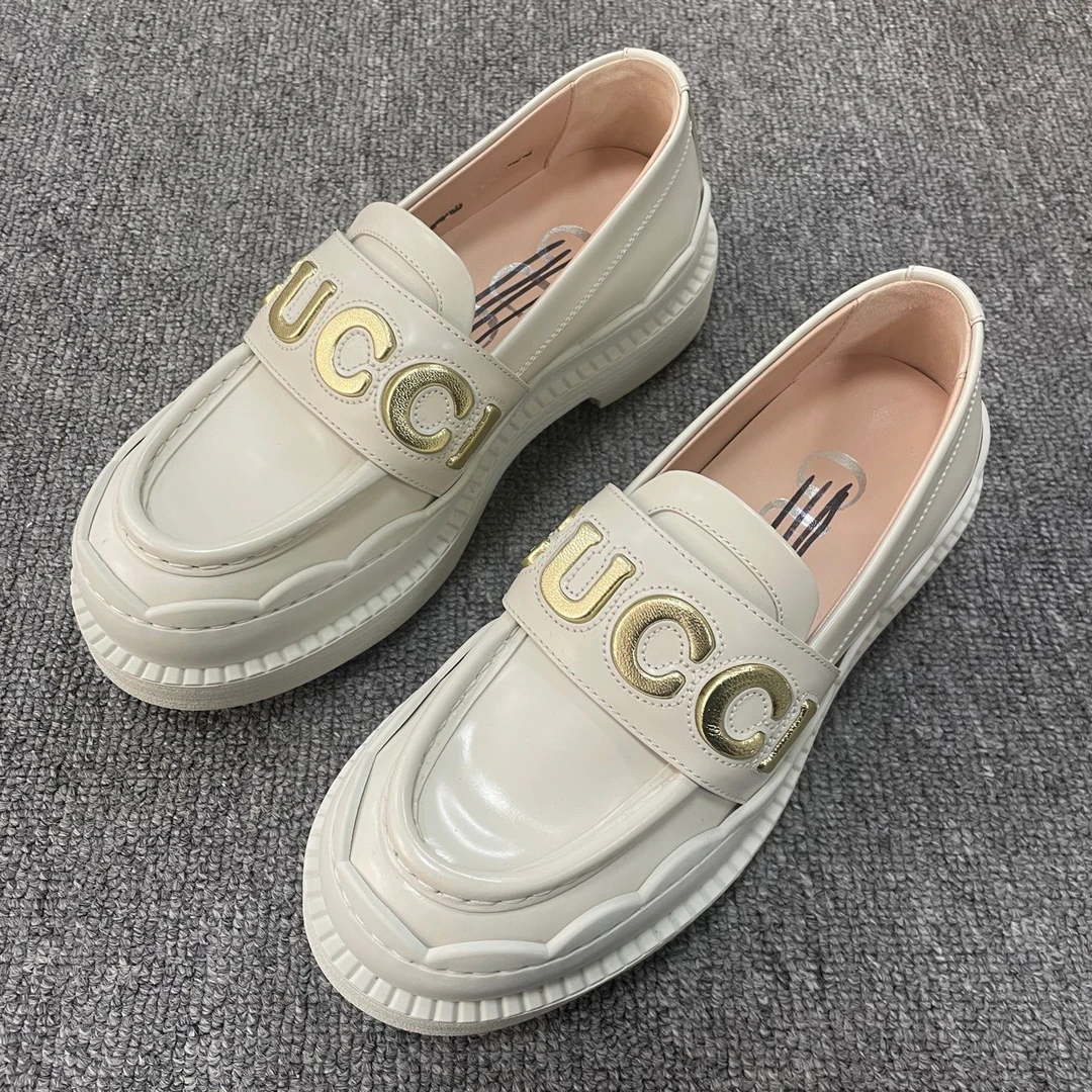 GUCCI/古驰 （有盒）扇形饰边休闲舒适乐福鞋 35.5码/4727