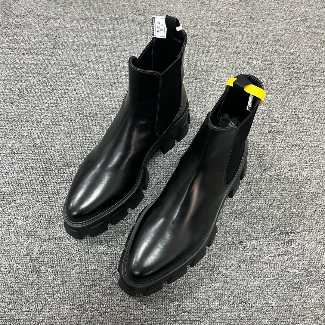 Prada/普拉达耐磨短筒切尔西女靴 尺码：37.5/5097