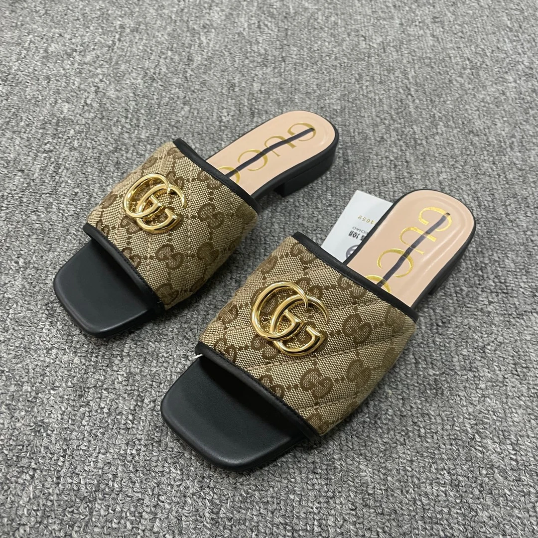 99新 GUCCI/古驰  （有盒）方头徽标一字拖鞋 35码/4659