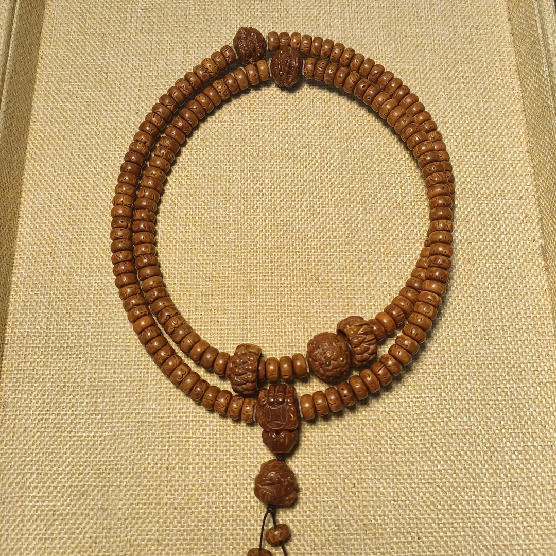 九五至尊核片 脖挂