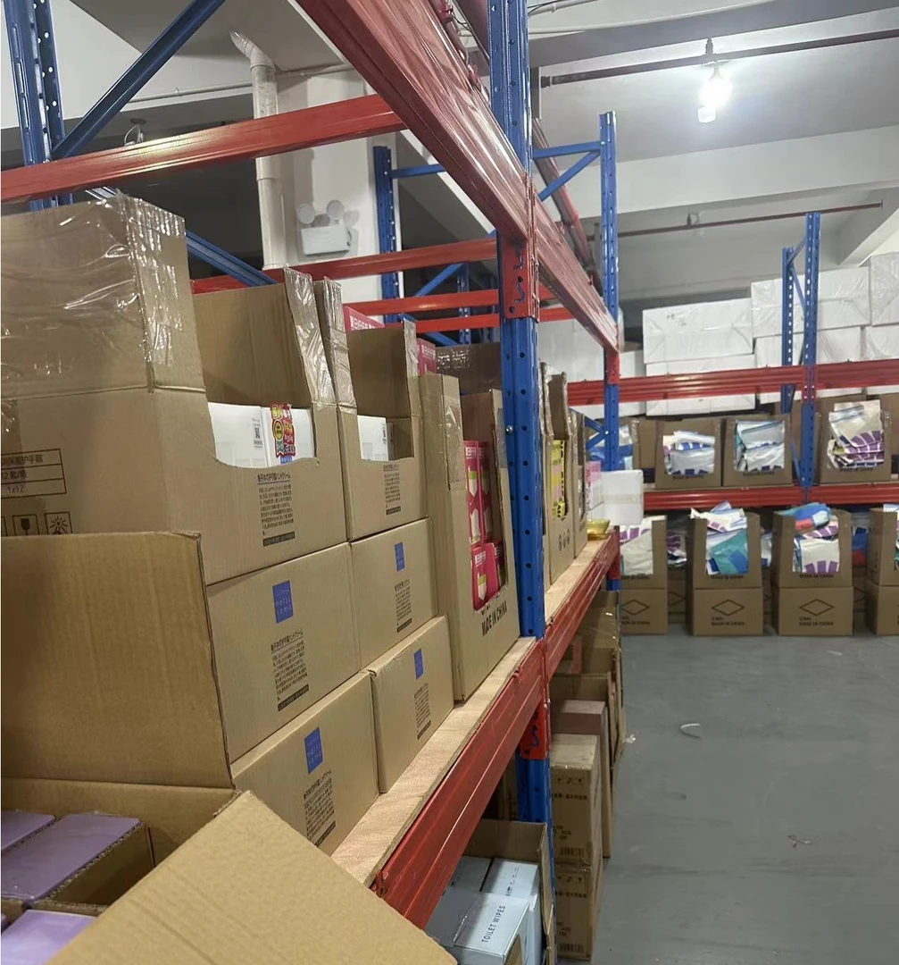 1货架商品链接衣帽架简约（微瑕疵，介意者勿拍）5月18号