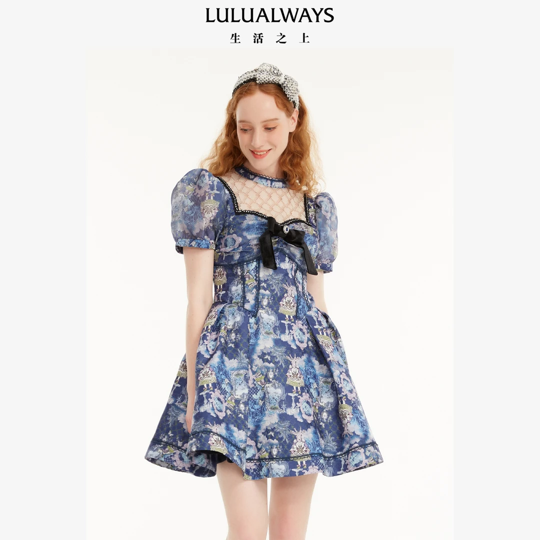 LULUALWAYS春季优雅宫廷风盘扣装饰连衣裙LOA5026