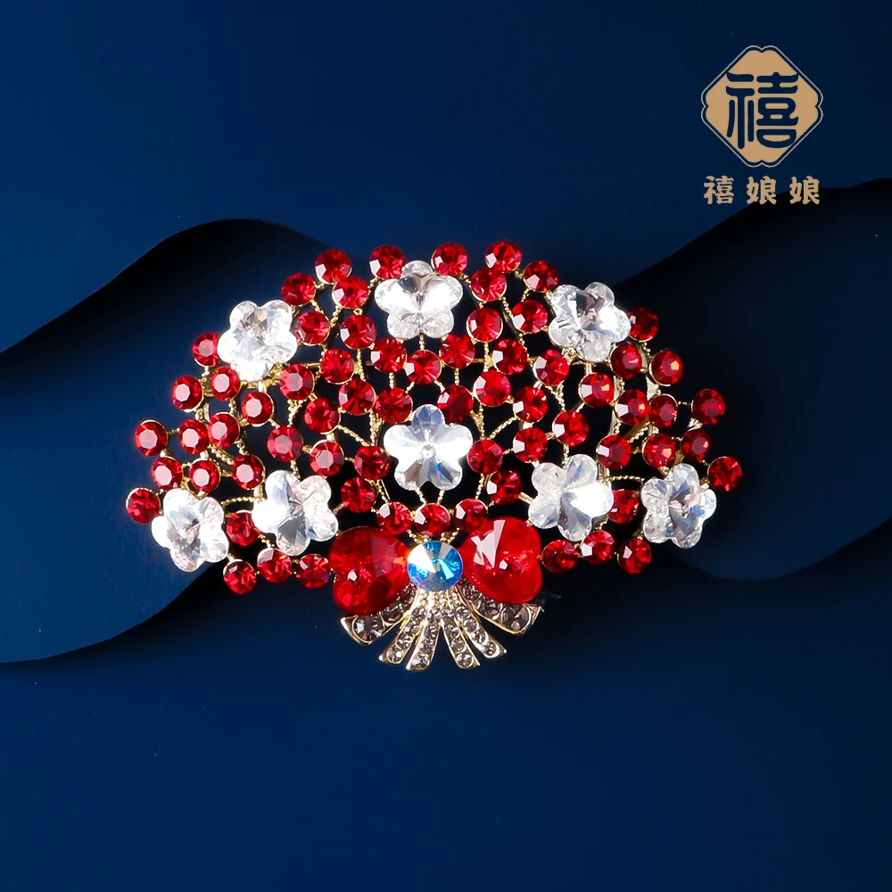 铜合金仿水晶胸针 禧娘娘经典时尚轻奢胸针-爱情花束红色S1646