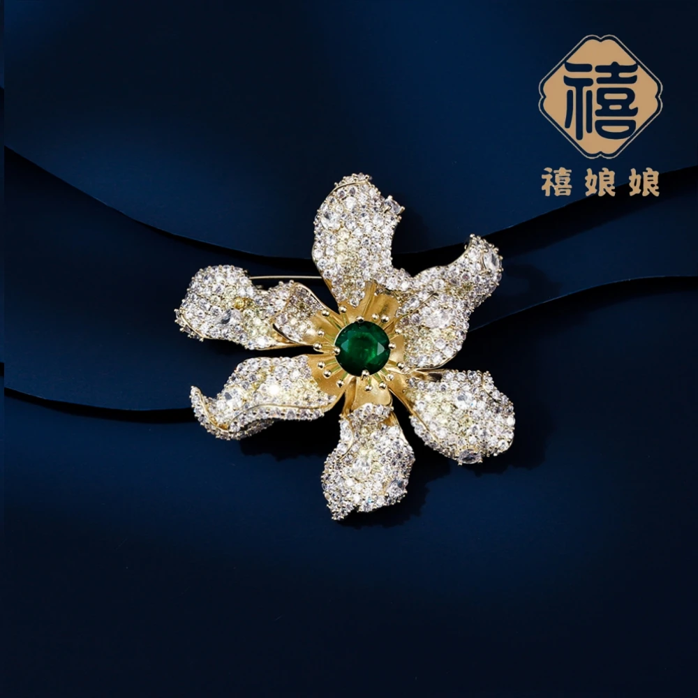 铜合金仿水晶胸针 澜七-西装大衣轻奢胸针-繁花似锦金J1067