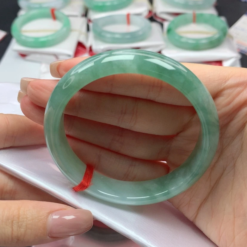 【闪购商品】翡翠手镯未镶嵌58正圈