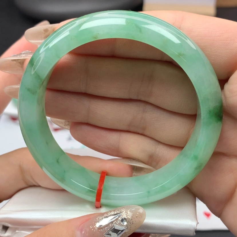 【闪购商品】翡翠手镯未镶嵌59圈口