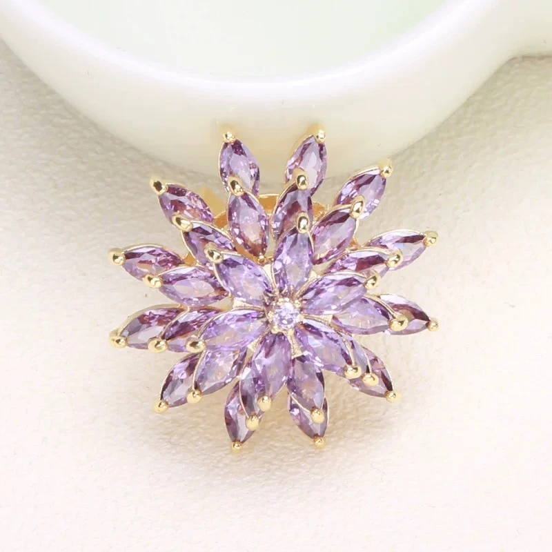 铜合金锆石胸针 时来运转旋转雪花胸针女小众高档西装胸花别针