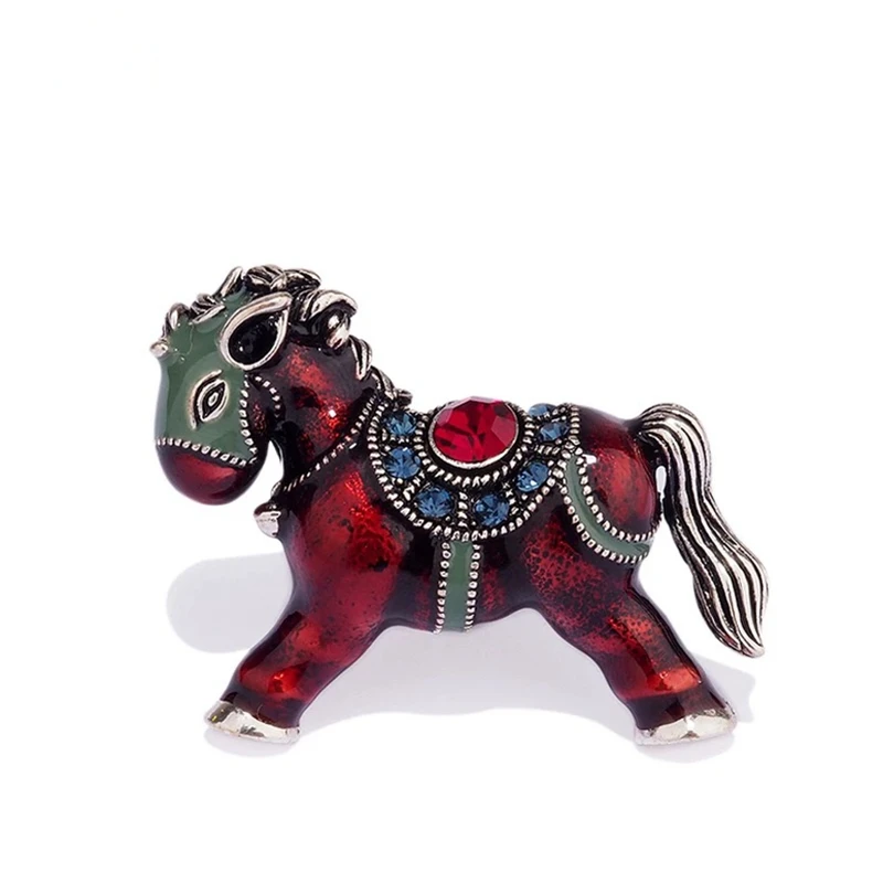 合金胸针 红色小木马胸针女高档西装配饰别针生肖马生日礼物创意