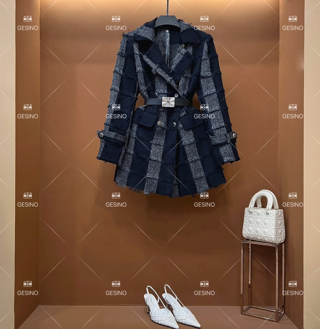 【露】秋季轻奢时尚外套气质女士新款春秋短款格子设计师QD-2024721