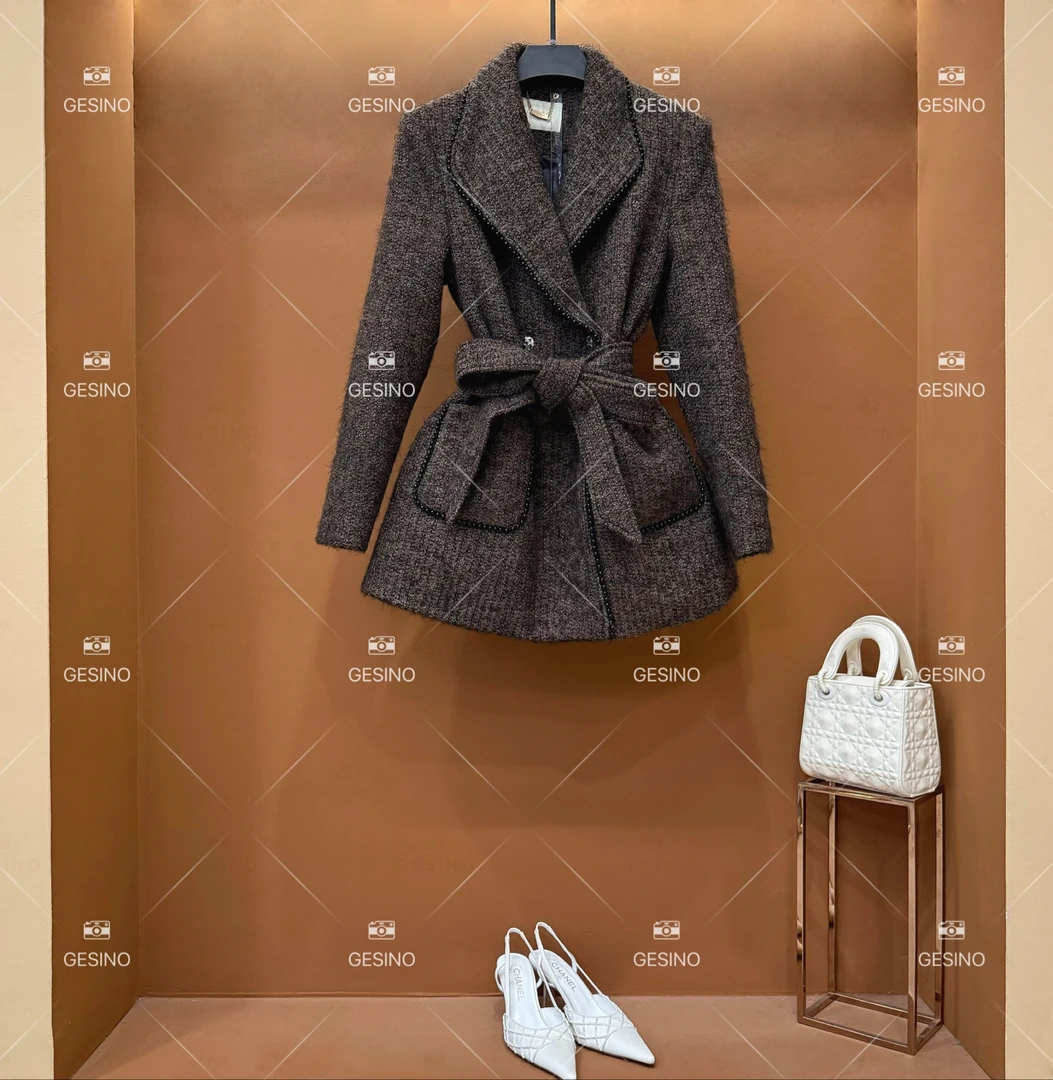 【露】秋冬气质小香风法式时尚百搭翻领外套QD-2024835