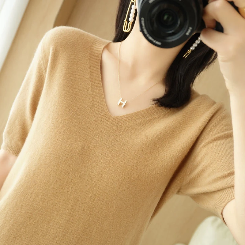 春秋V领套头毛衣女织短袖t恤女新款五分袖针宽松半袖百搭短款上衣