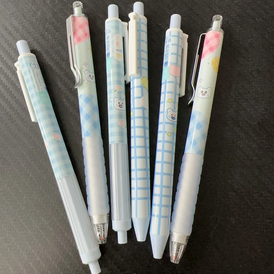 蓝格波波熊中性笔黑色