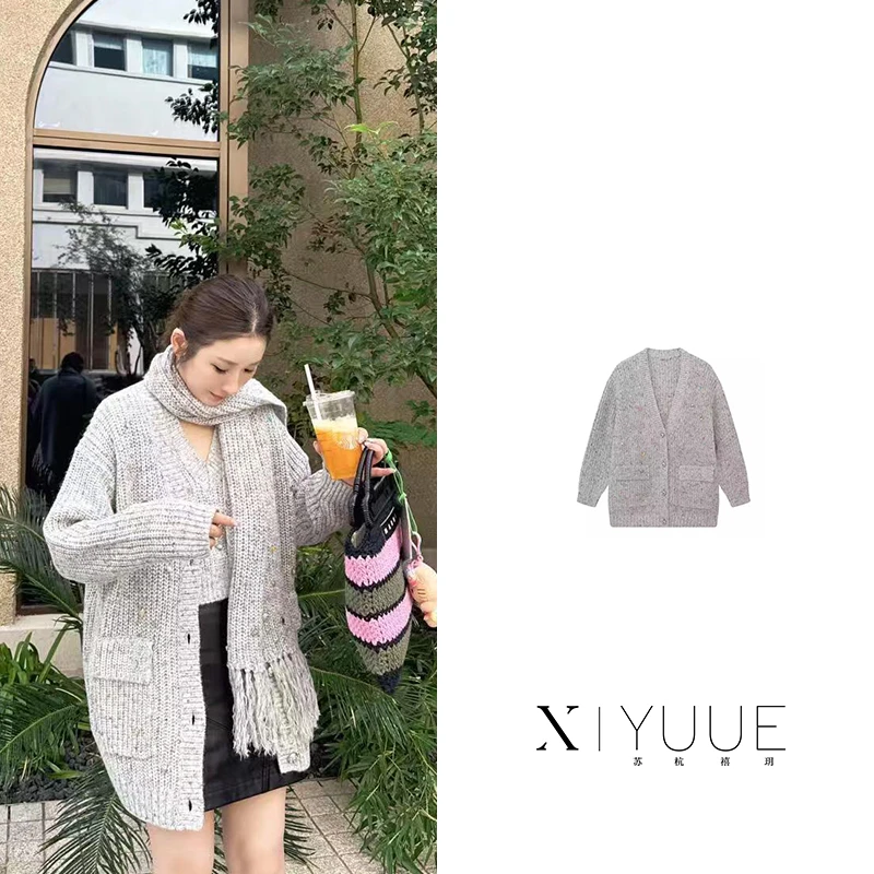 D074冬新款宽松V领彩色纽扣围巾两件套针织衫女074