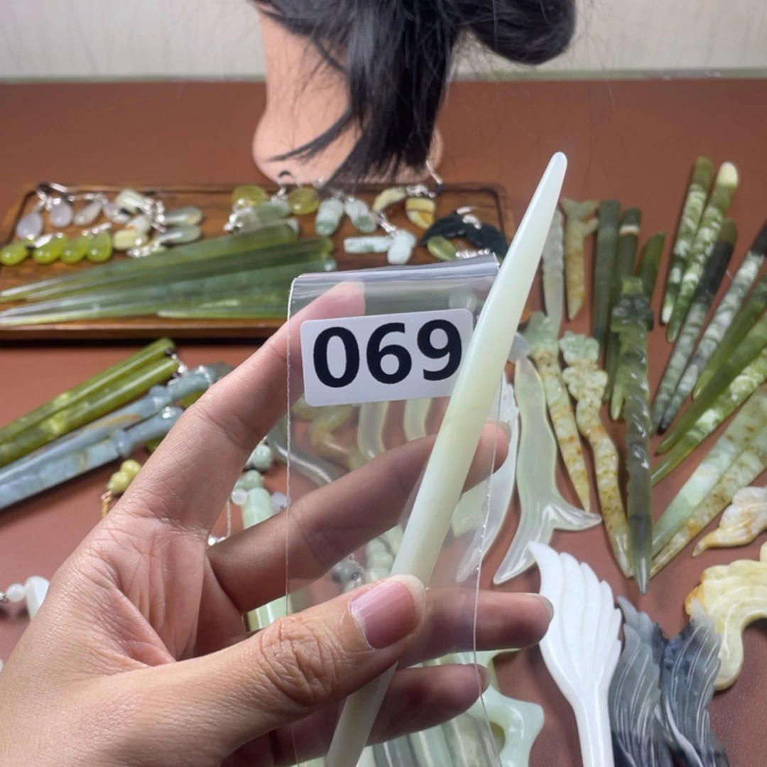 【闪购商品】蛇纹石玉发饰合金卡*湖