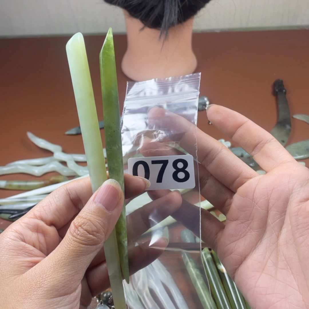 【闪购商品】蛇纹石玉发饰合金小***T