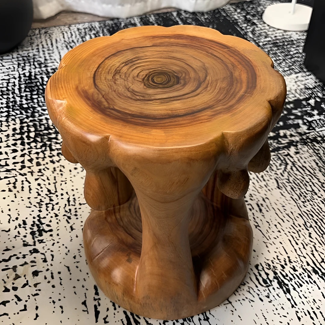 清仓包邮（一物一拍）香樟木水滴凳 客厅茶几组合 手工雕刻