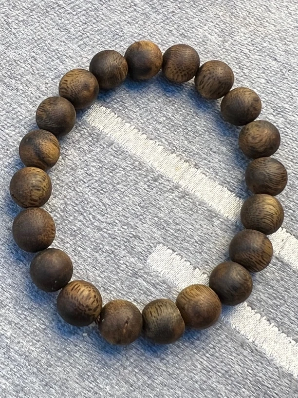 沉香手串奇楠沉水浮圆珠卡10-9克多样性发一条 （虫漏珠）