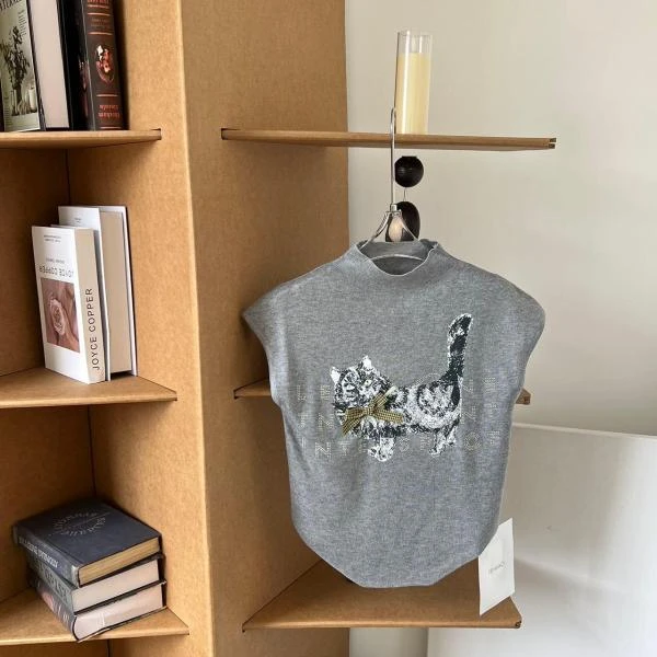 【赵小小yimao】6187 针织衫透气圆领飞袖针织宽松休闲可爱猫咪上衣