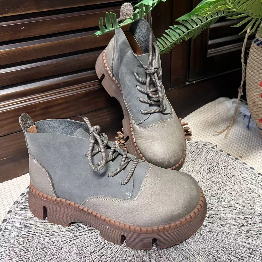 拙手作2025秋季厚底新款系带马丁靴圆头森系拼接牛皮双色软底女靴