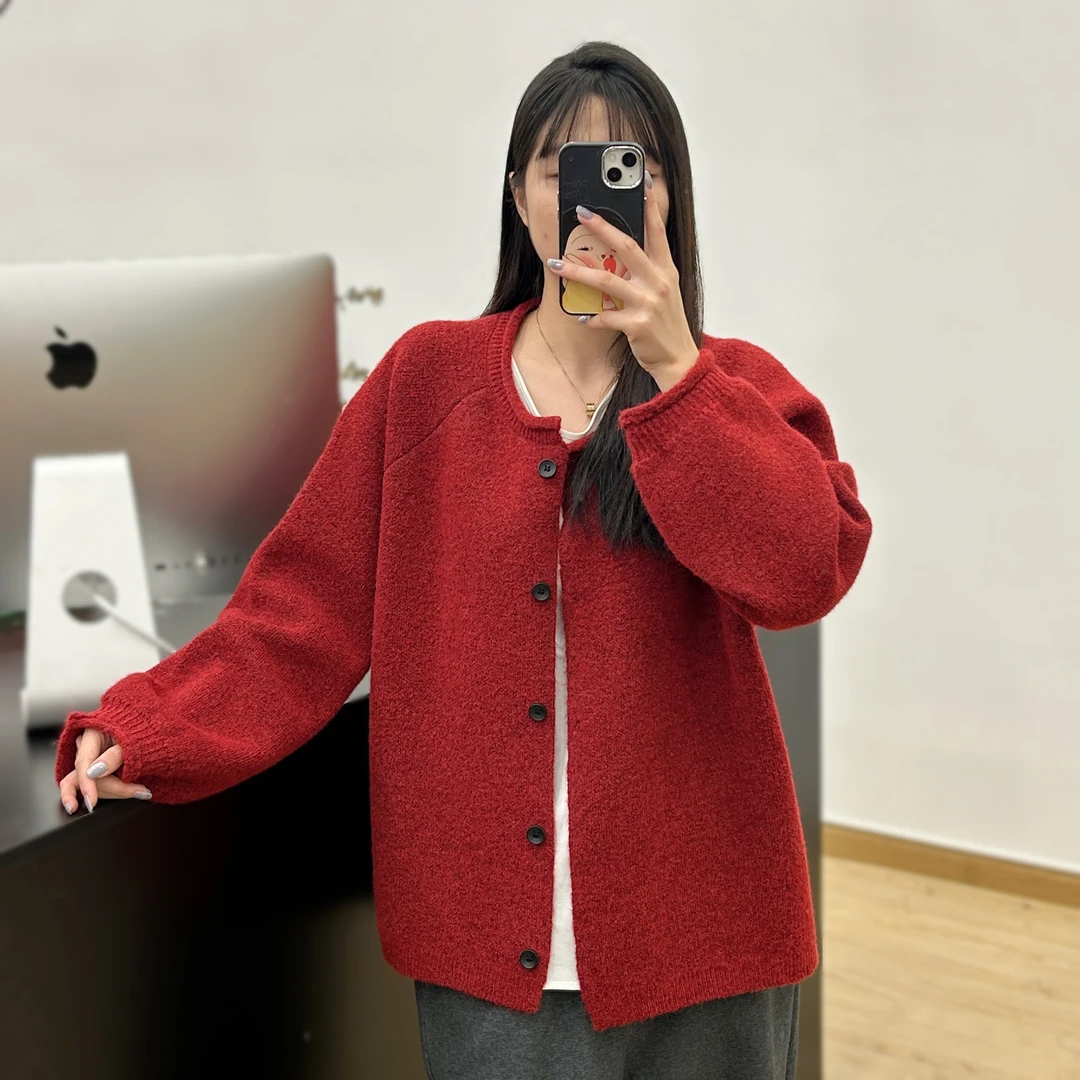 JUANJUAN自制韩版卷边圆领安格拉红净版简约氛围感开衫毛衣外套
