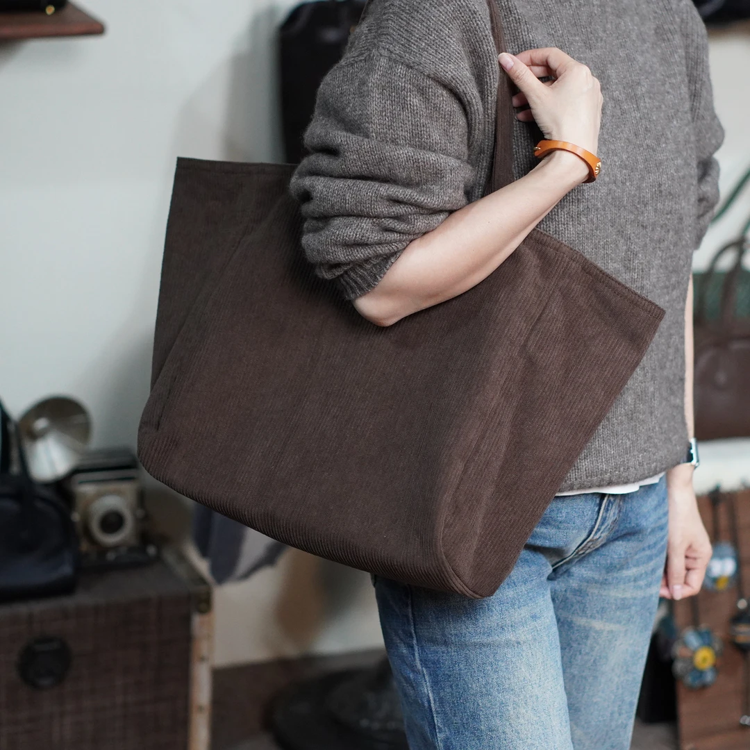 [冰语]2024秋冬新款平替好物纯色加厚百搭简约单肩托特包-241110