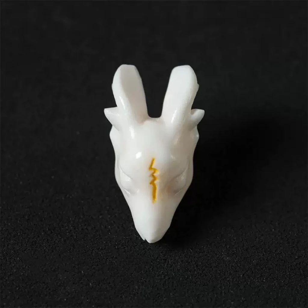 非金属皮质吊坠 养殖鹿角雕刻鹿三通1.4左右（有毛孔介意的不拍）