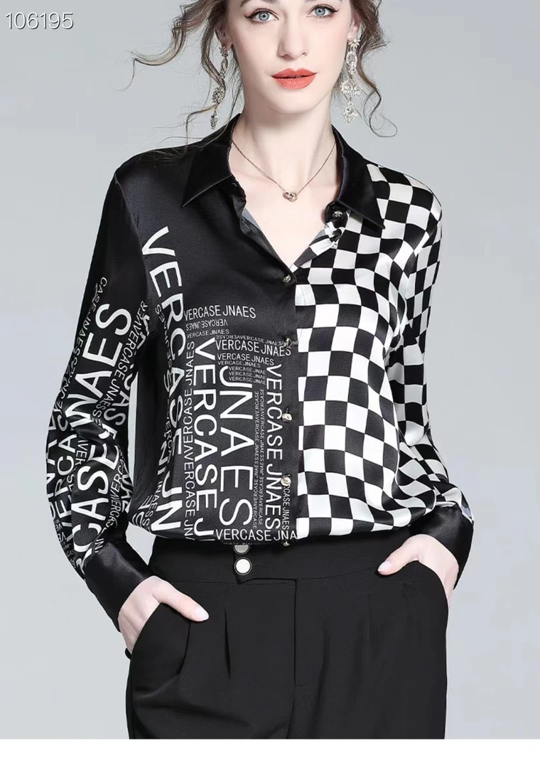 英文字母和棋盘格小众衬衣，百搭款式时尚