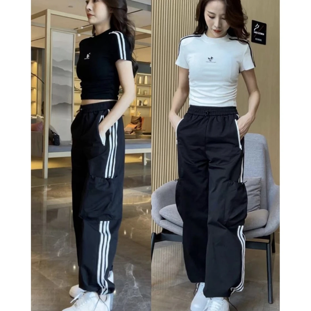 夏季短款上衣女露脐短袖打底女t恤+白色三条杠运动阔腿工装裤套装