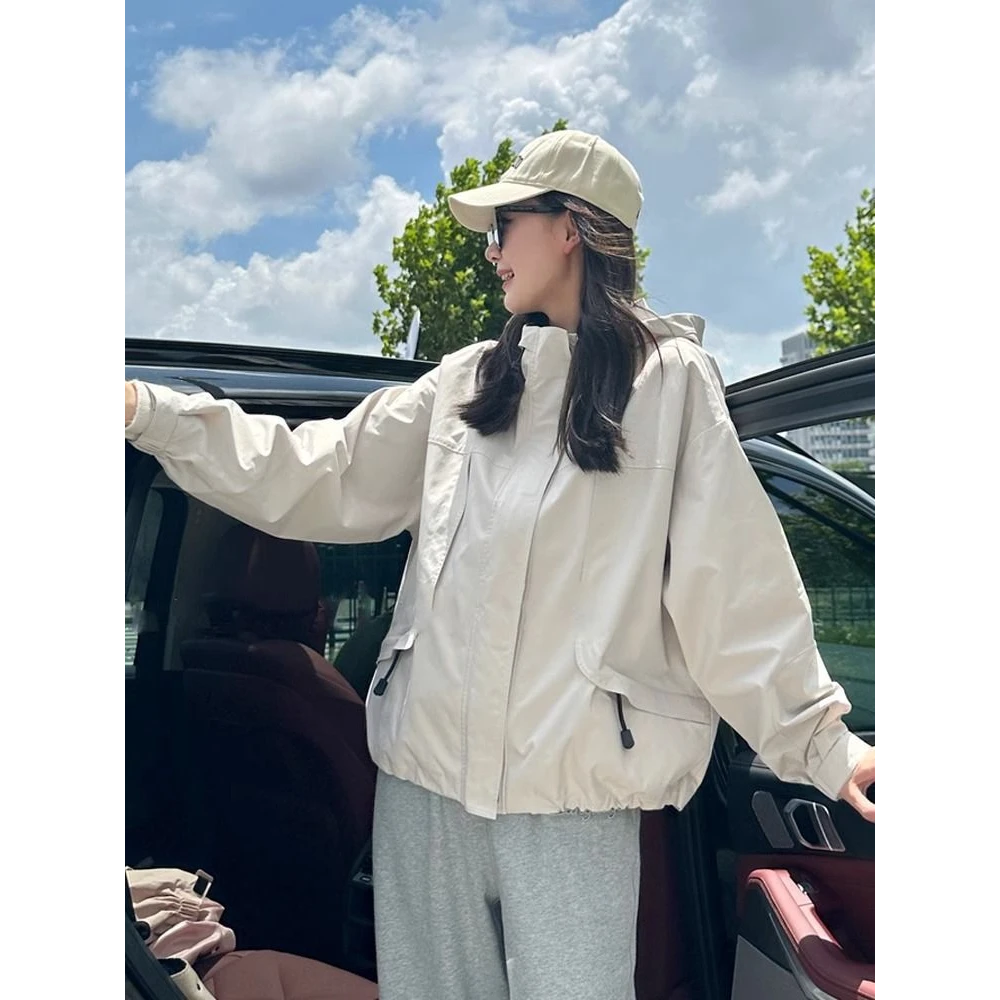 连帽冲锋衣外套女春季2025新款女装户外机能宽松休闲外穿夹克上衣