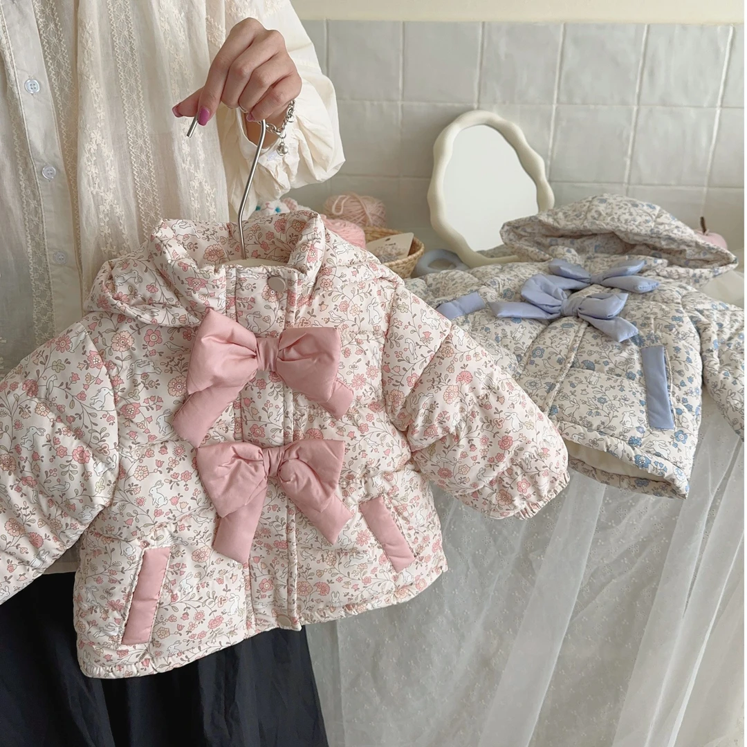 2024新款女宝蝴蝶结棉服冬季加绒加厚保暖连帽棉服女童碎花棉袄