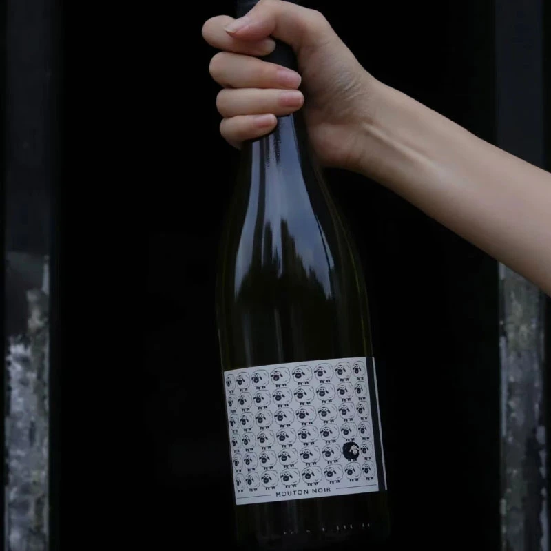 法国进口小绵羊BRUTO小黑羊了个羊MoutonNoir自然葡萄酒