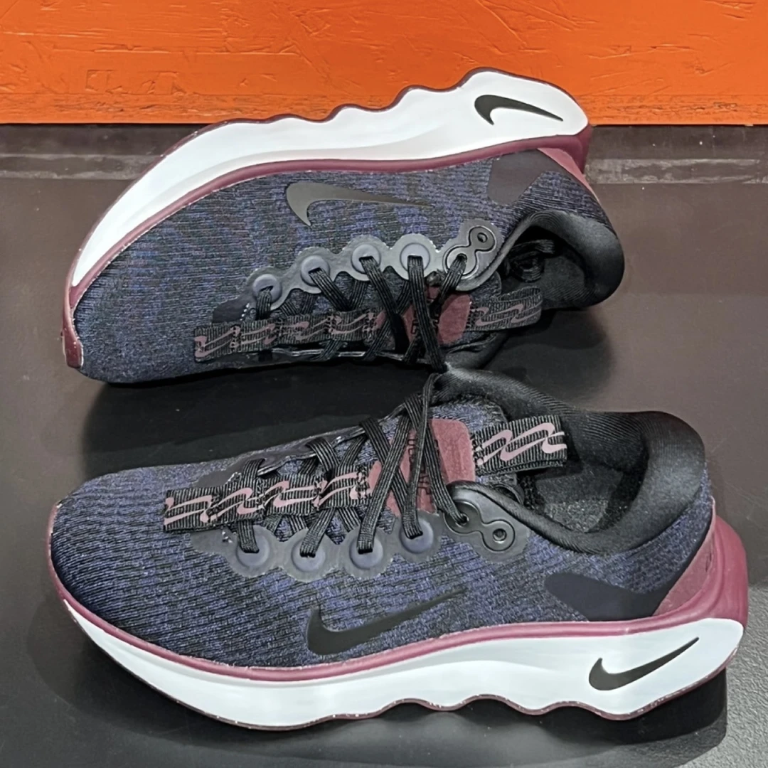 NIKE/耐克 Motiva女鞋低帮舒适百搭轻便减震休闲跑步鞋DV1238-004