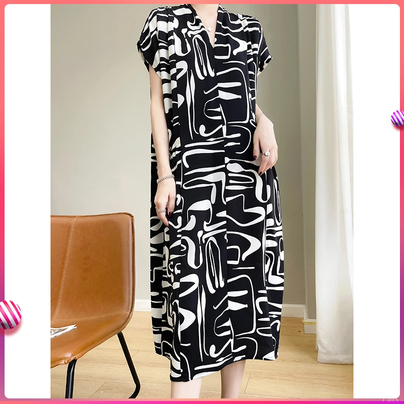 宽松大码气质收腰印花连衣裙时尚女士法式长裙水波纹女装连衣裙