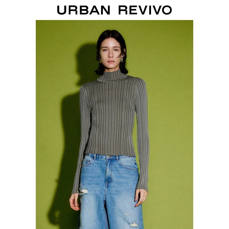 UR2025春季新款女装复古时髦坑条肌理感修身针织衫UWJ940007