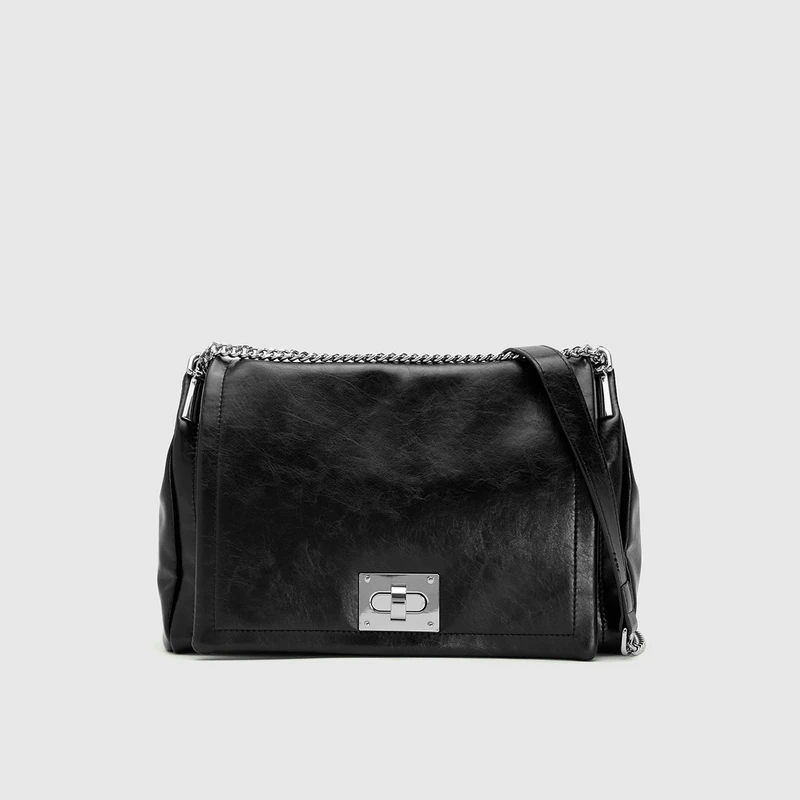 URBAN REVIVO2024春季新款女士高街链条单肩斜挎包UAWB40111