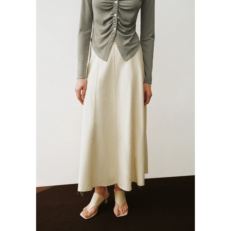 UR女装经典休闲气质百搭长款牛仔半裙UWM840036