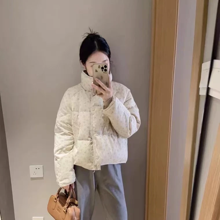 2024冬季新款小碎花韩版休闲保暖宽松白鸭绒立领加厚羽绒服女外套