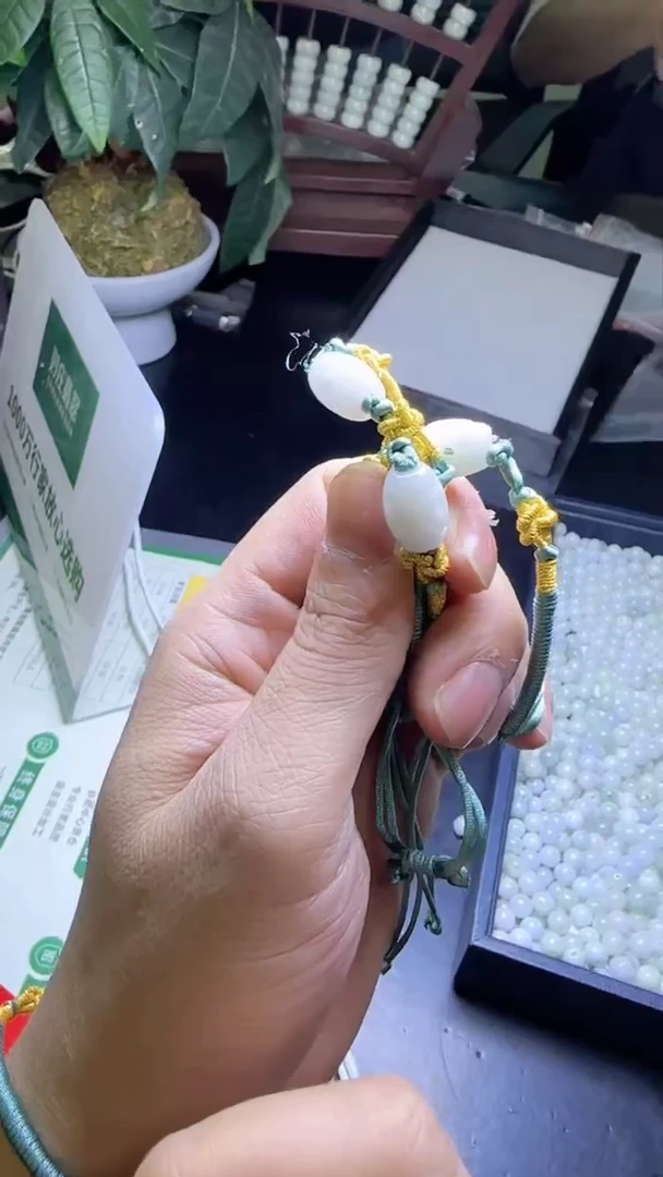 【闪购商品】翡翠手绳未镶嵌YGF-LLT35路路通多样性一个