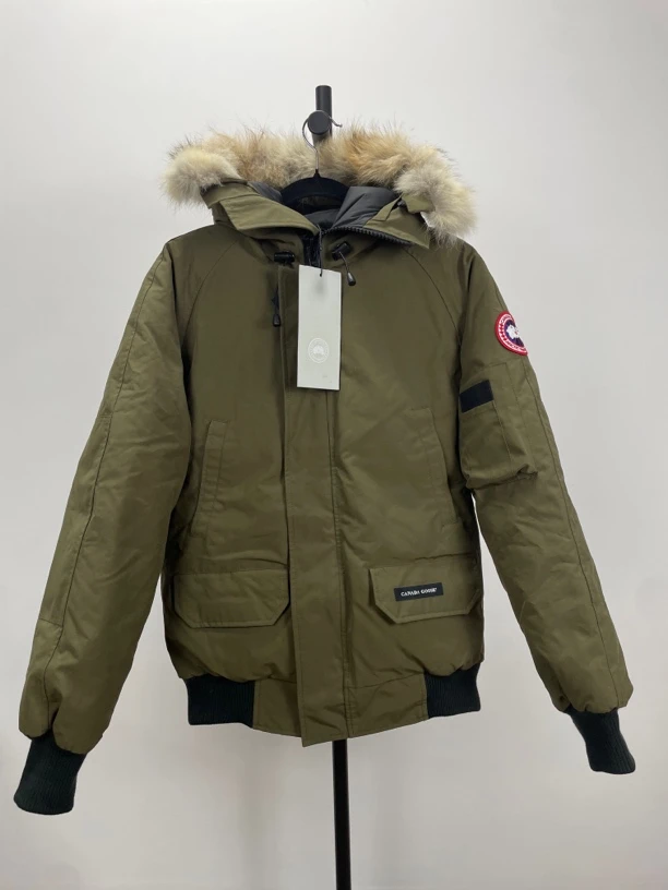全新未使用 加拿大鹅 candagoose军绿色飞行员夹克羽绒服-50290