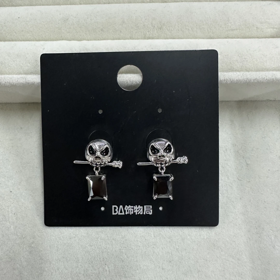 铜合金合成锆石耳饰 潮流骷髅耳钉 2823