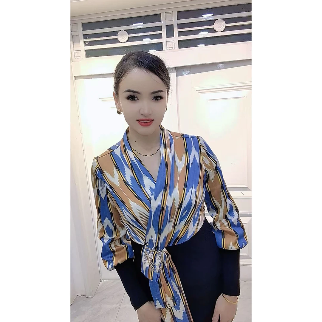 艾德莱斯时尚设计师款连衣裙