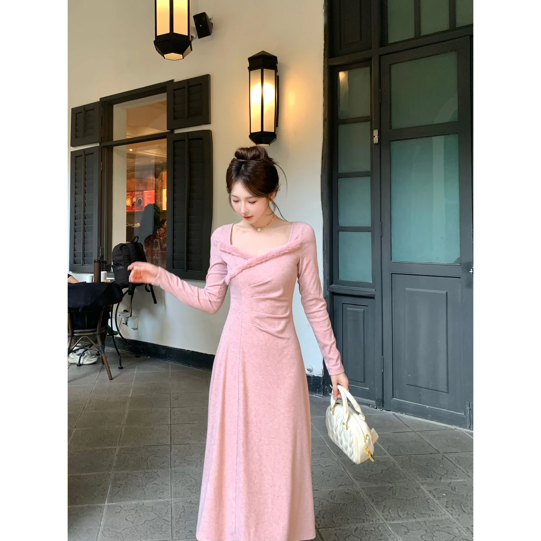 星仔小个子【粉黛雾凇】设计感毛毛领收腰针织显高连衣裙020