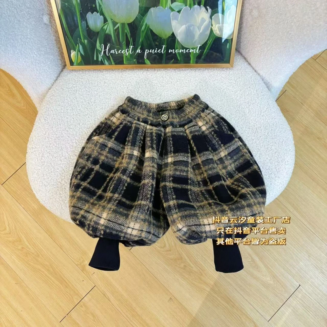 冬季新款韩版洋气百搭加绒加厚大格子小灯笼裤