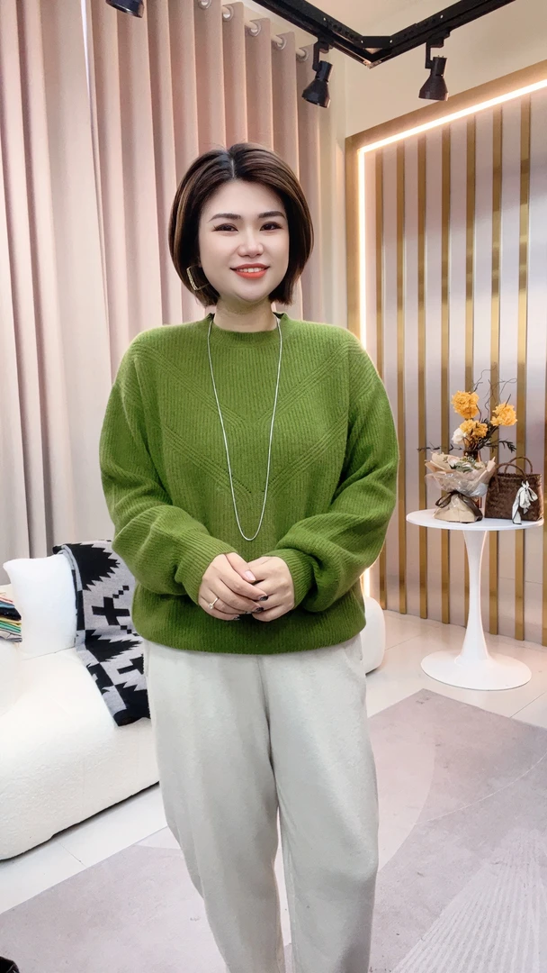 浣熊绒秋冬圆领百搭女士长袖针织衫宽松大码时尚轻奢韩版羊毛衫