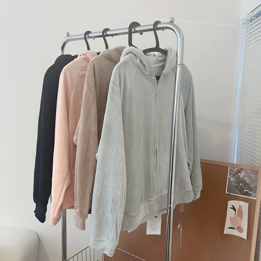 丝绒绒面拉链连帽开衫