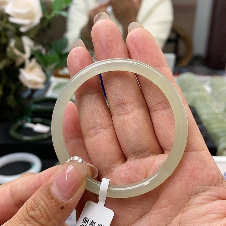 和田玉和田玉手镯51未镶嵌