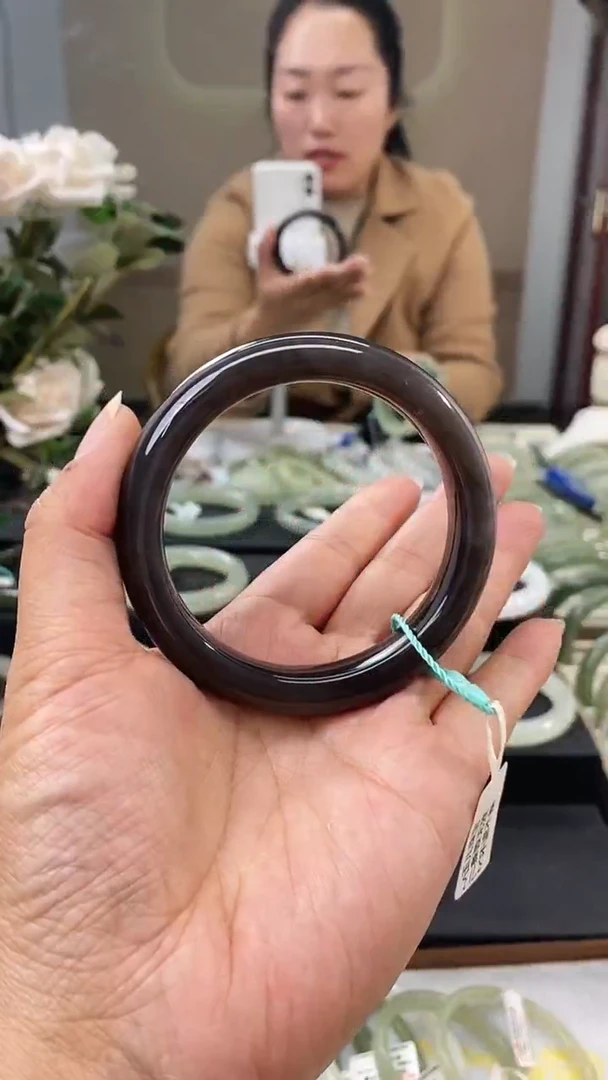 【闪购商品】和田玉手镯未镶嵌56-57