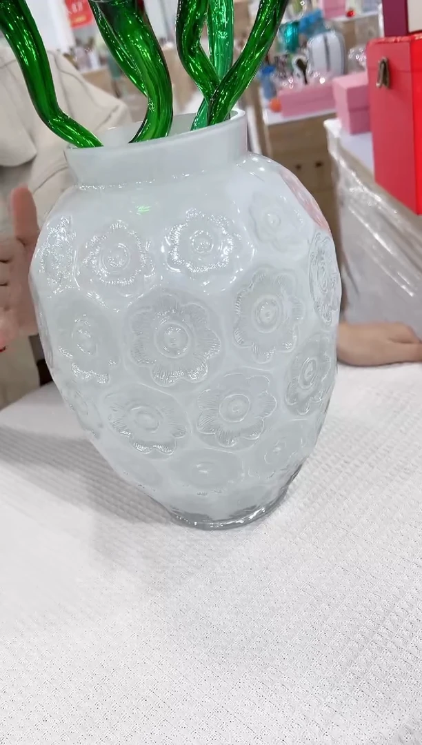 【闪购商品】宏睿国际贸易----白色莱利