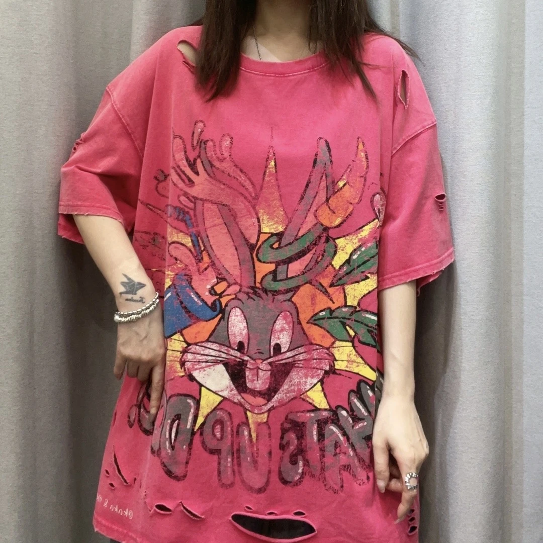 2023年女装潮牌新品正品热点设计师款做旧破洞兔子大体恤