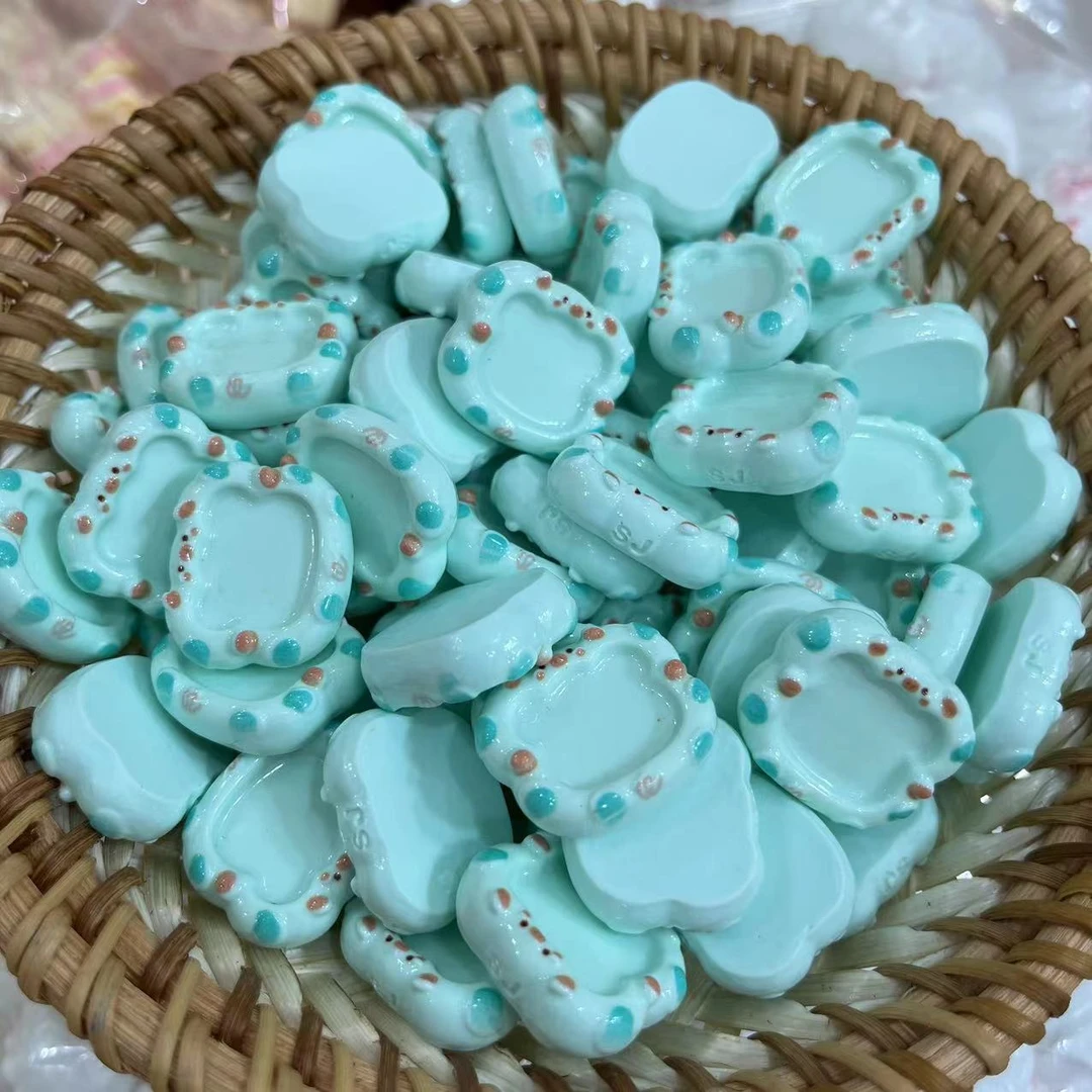 【师姐毒家定制】 猪猪盘子（提夫尼蓝）树脂手工diy饰品配件